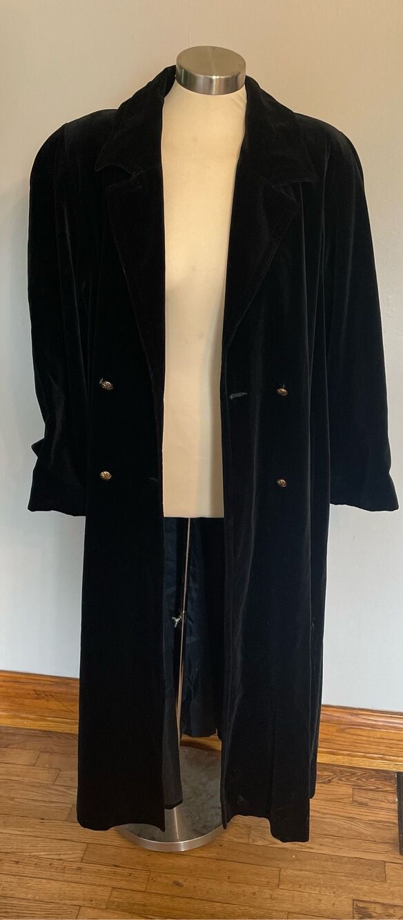 Count Romi Vintage 8 Long Black Coat 100% Cotton Elegant Velvety Feel